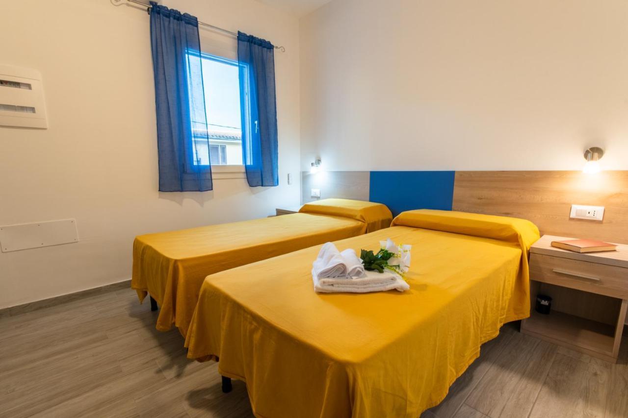 Hotel Bed&Blu La Caletta Exterior foto