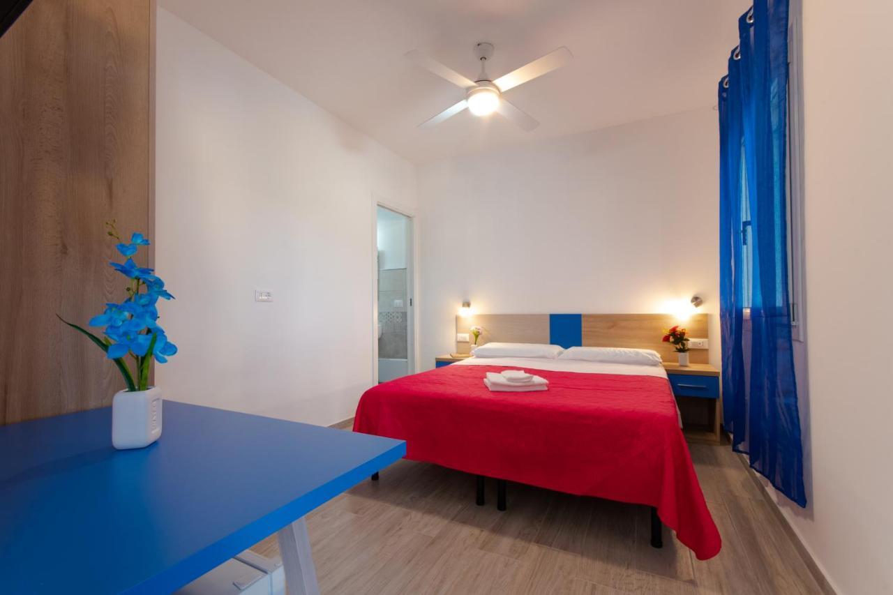 Hotel Bed&Blu La Caletta Exterior foto