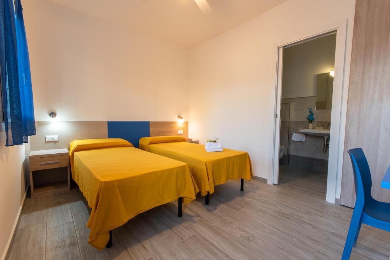 Hotel Bed&Blu La Caletta Exterior foto