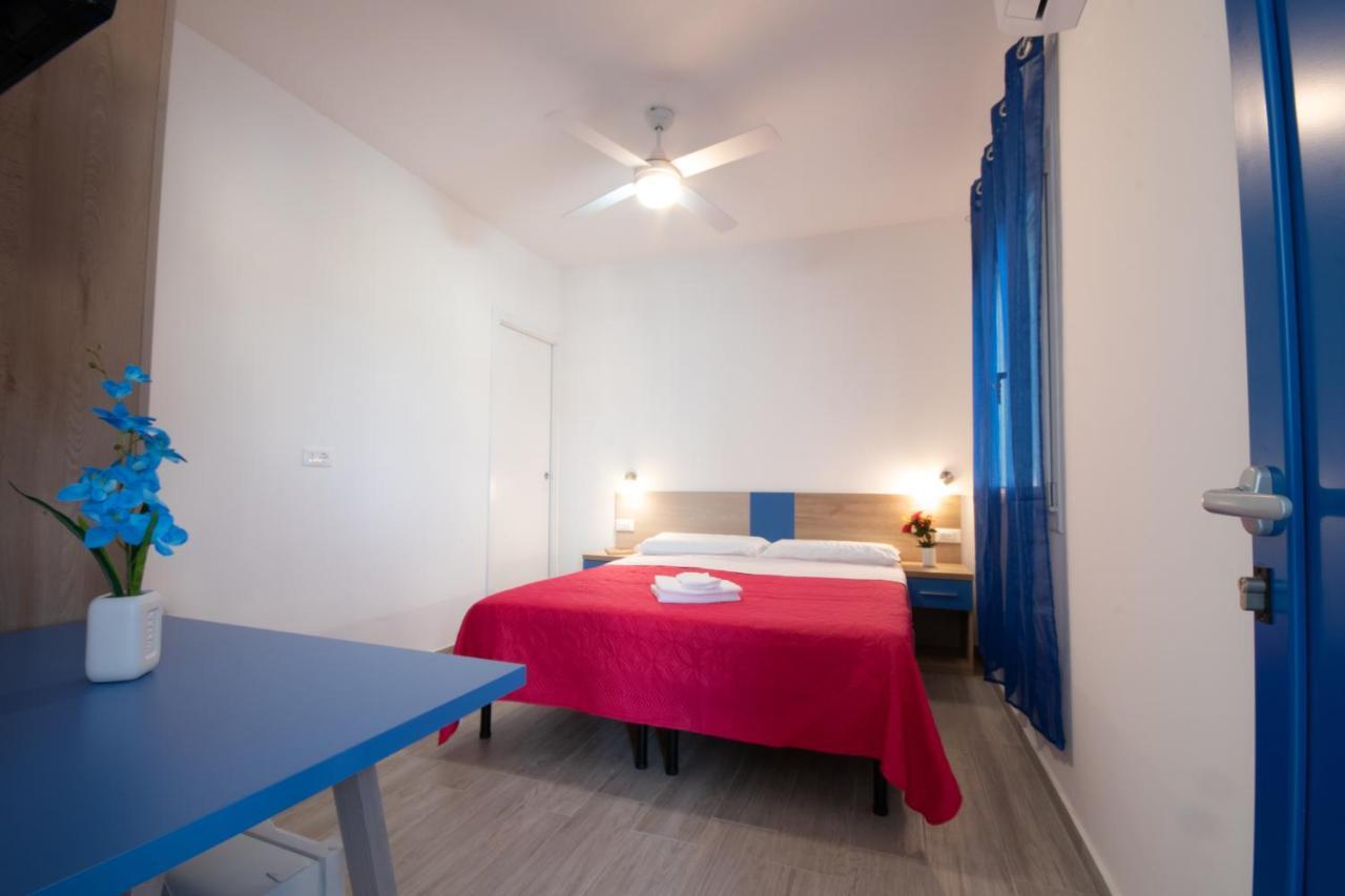 Hotel Bed&Blu La Caletta Exterior foto