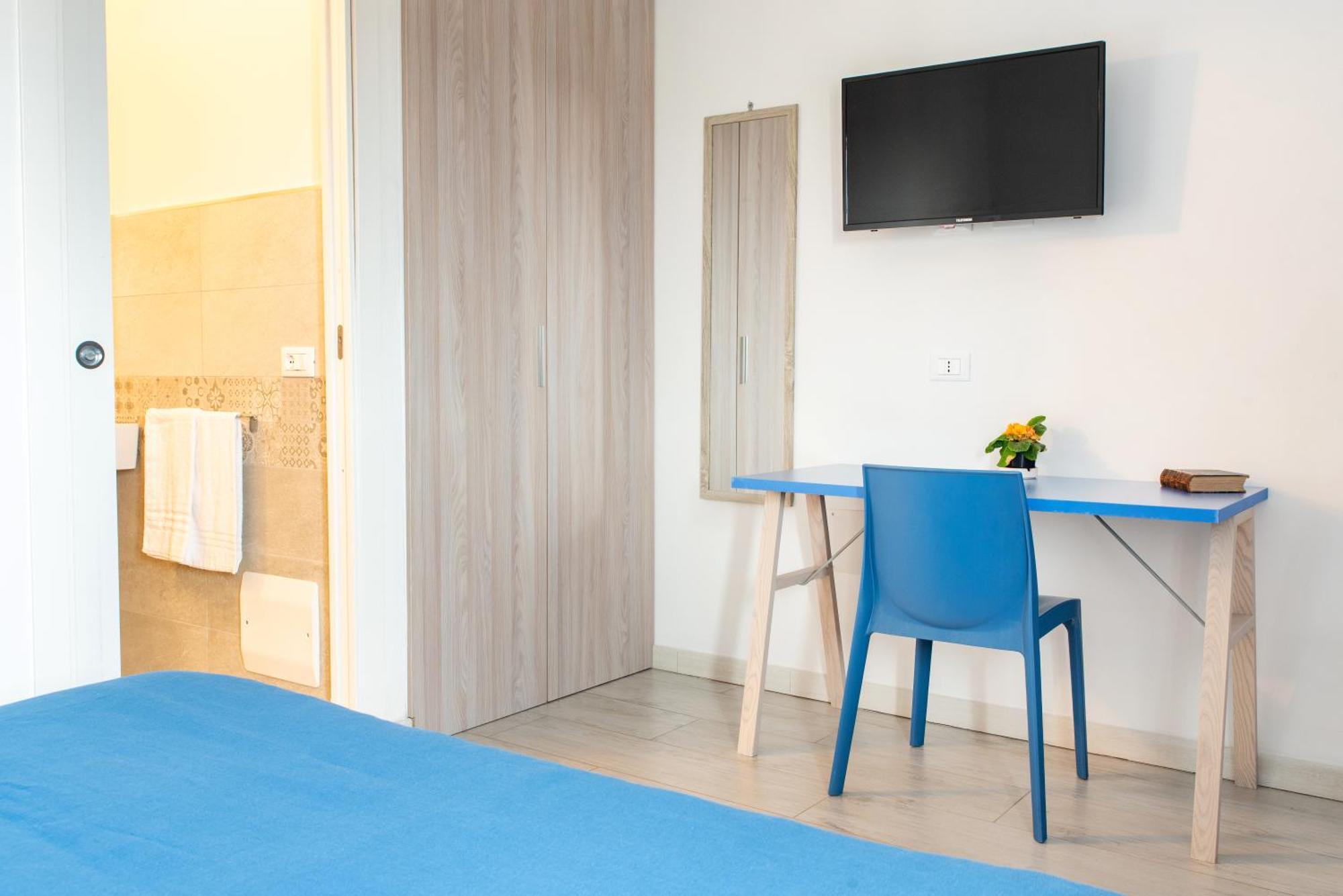 Hotel Bed&Blu La Caletta Exterior foto
